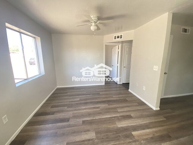 Foto del edificio - 3136 E Cicero St