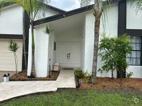 Building Photo - 12800 SW 104th Terrace