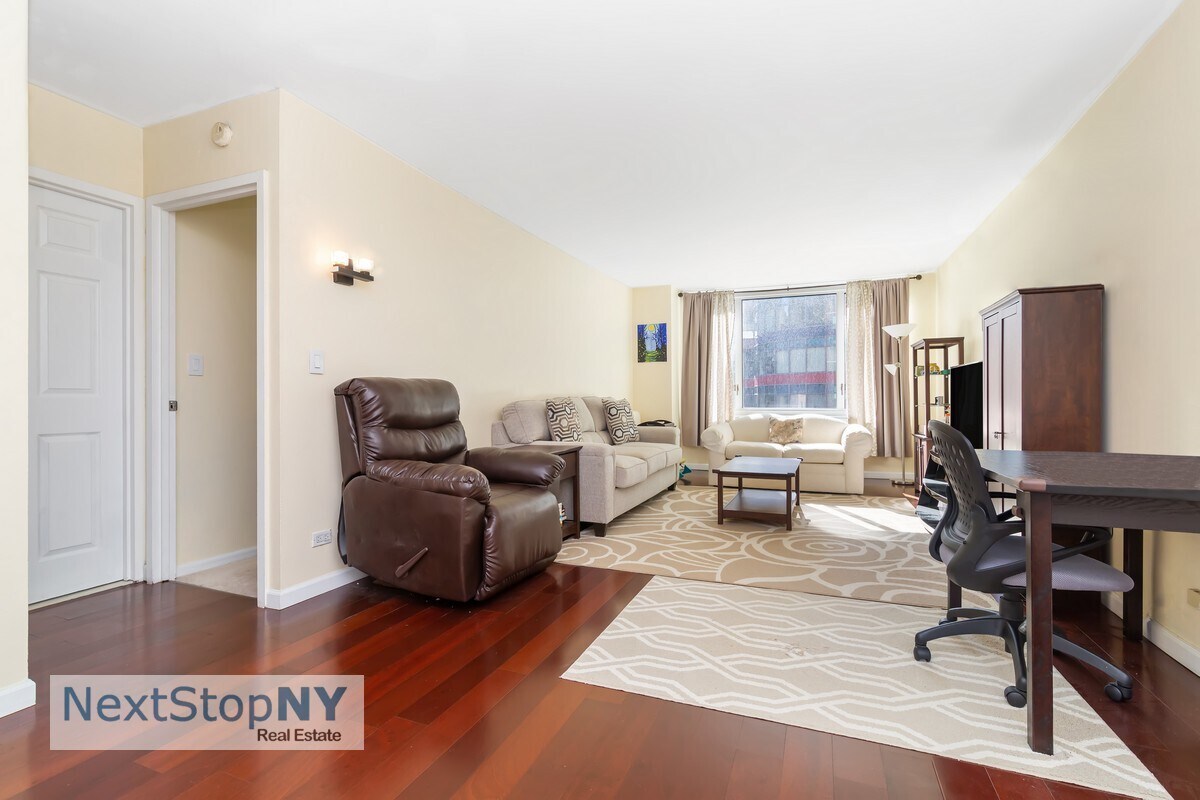 245 E 54th St Unit 14M, New York, NY 10022 Apartment for Rent in New York, NY