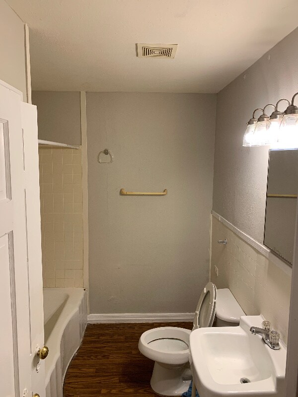 Foto del edificio - 3001 Colonial Ave