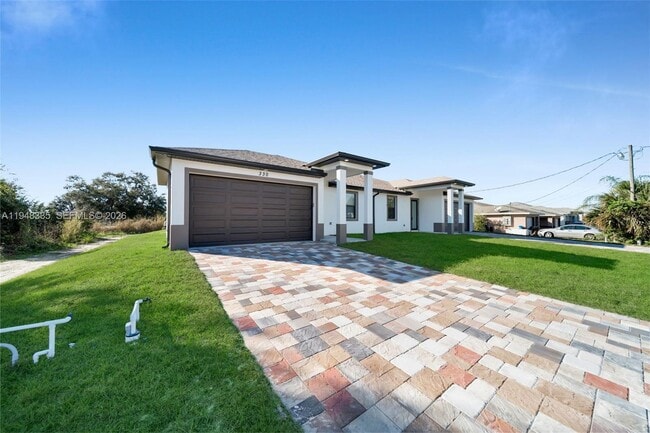 Foto del edificio - 328 Gordon Ave S