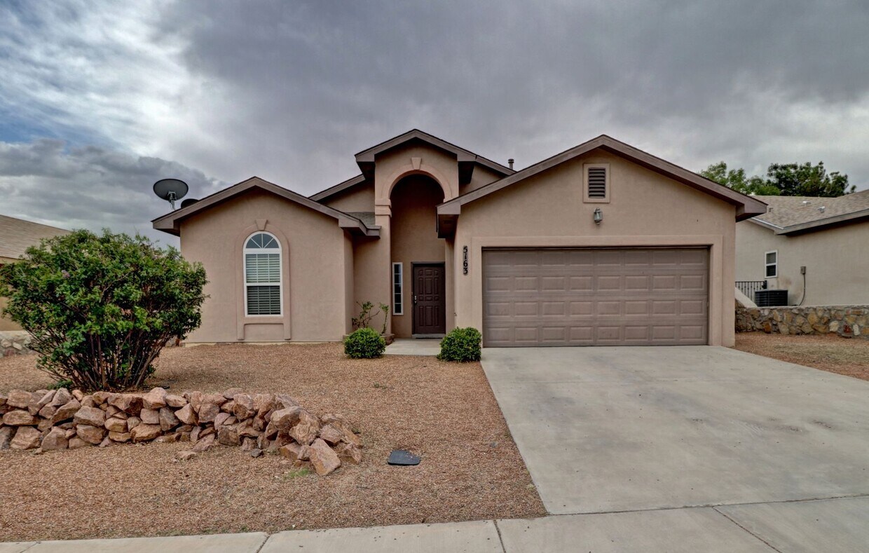 5163 Arena Drive 3BR 2BA Pets Allowe... House Rental in Las