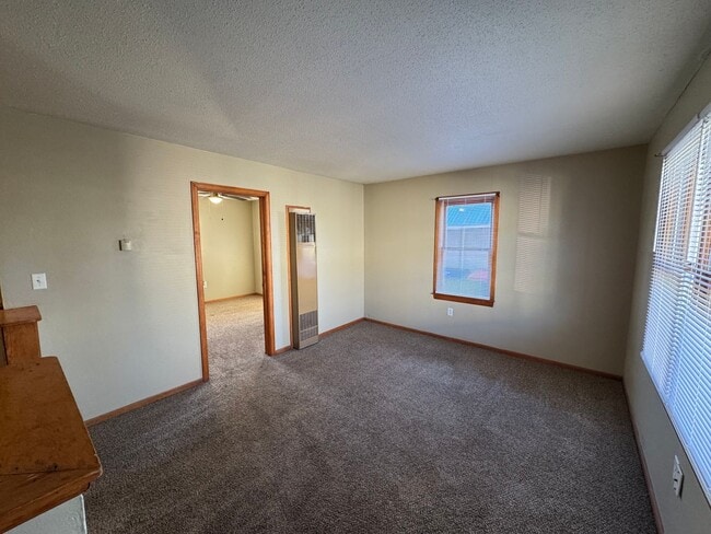 Building Photo - 315 Jefferson St