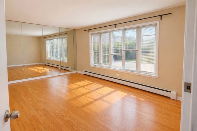 Foto del edificio - 8604 W Carmen Ave