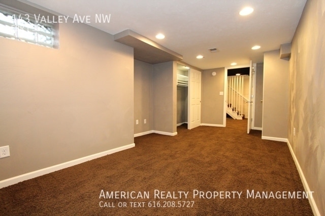 Foto del edificio - 143 Valley Ave NW