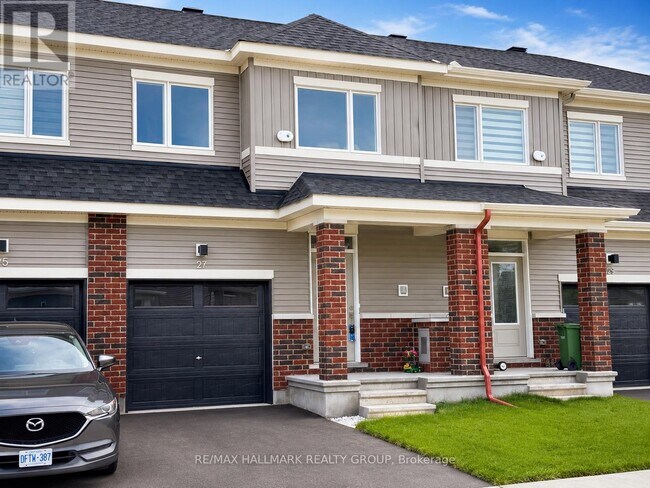 Building Photo - 27 Pumice Pl