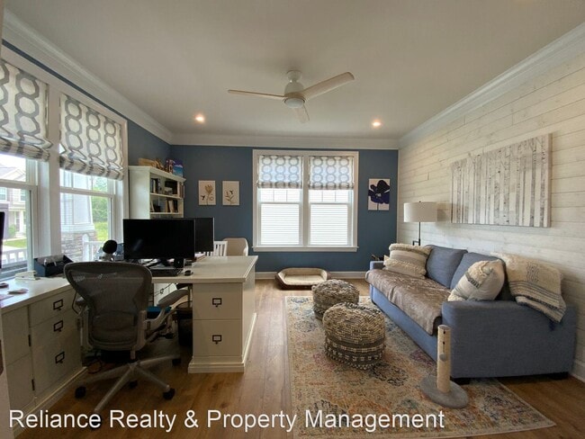 Building Photo - 5 br, 3.5 bath House - 8633 Belle Grove Way