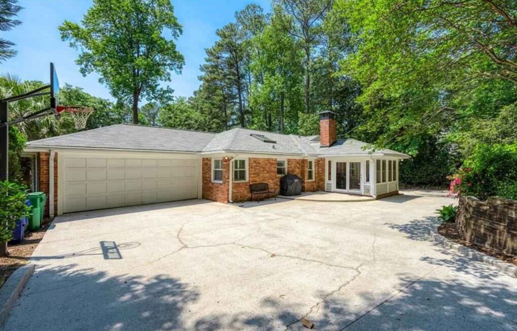 2103 Continental Dr NE, Atlanta, GA 30345 House for Rent in Atlanta