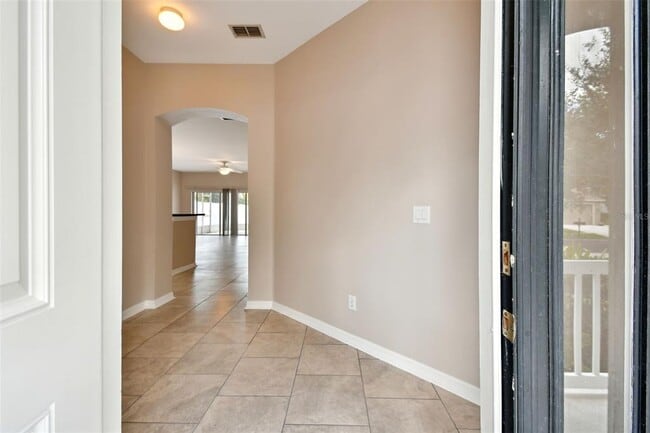 Foto del edificio - 20168 Bay Cedar Ave