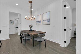 Building Photo - 7242 Saona CT