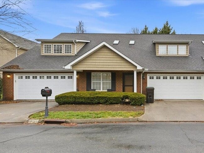 Photo - 10959 Woodford Bend Way Townhome