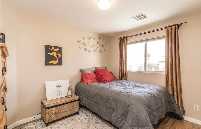 Foto del edificio - 11256 Woodland Violet Ave