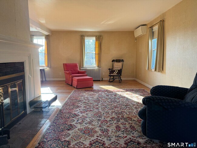 Foto del edificio - 15 Townline Rd