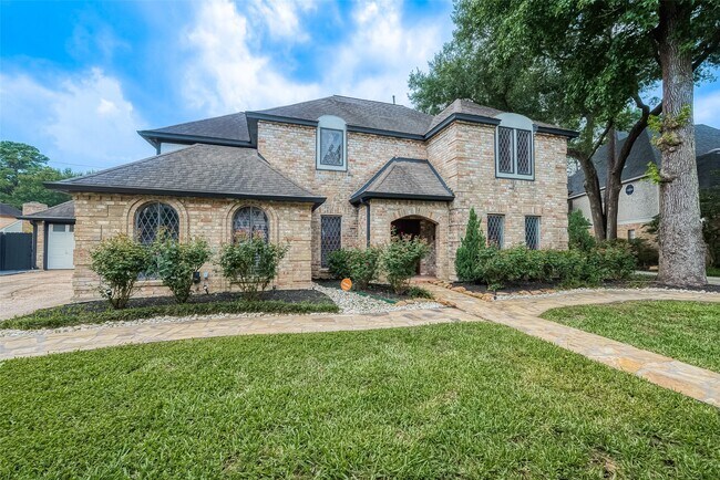 Building Photo - 15511 Rana Ct