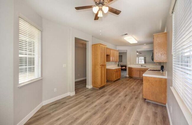 Foto del edificio - 8199 Red Elk Dr