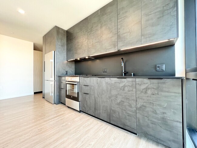 Foto del edificio - 3667 Keystone Ave