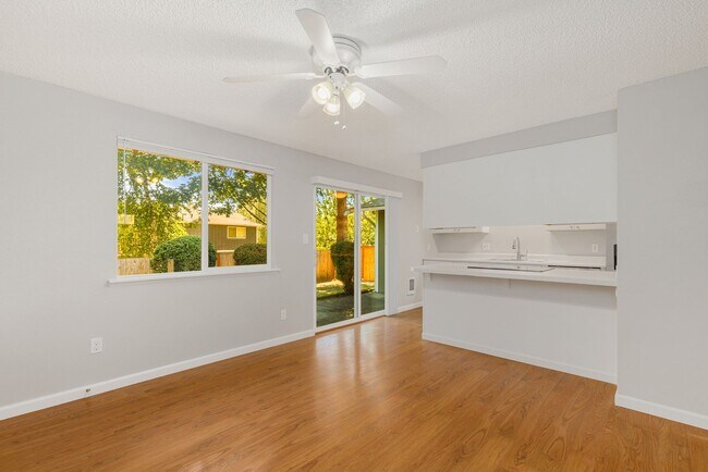 Building Photo - 3 Bedroom Rambler in Bothell