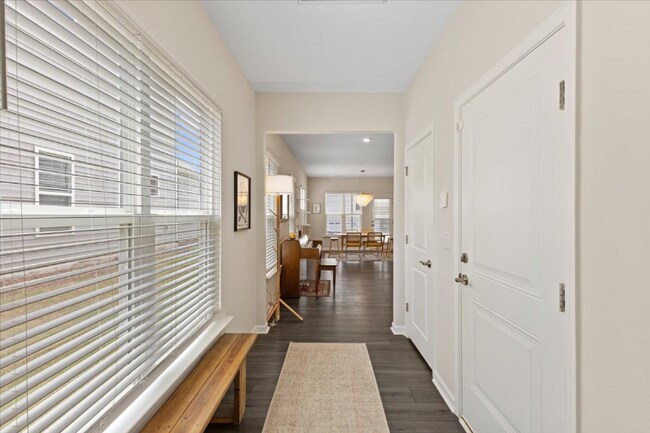 Foto del edificio - 1408 Smoky Mountains St