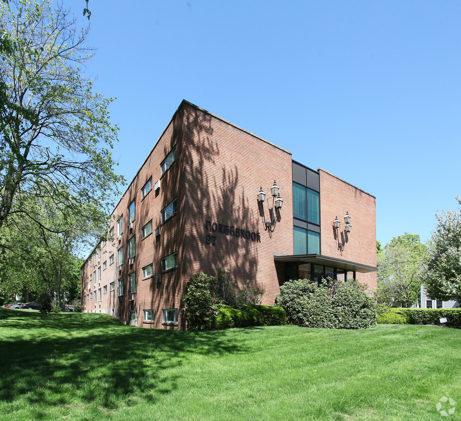 Primary Photo - Northbrook Place Apartments