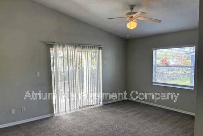 Foto del edificio - 116 W 19th St