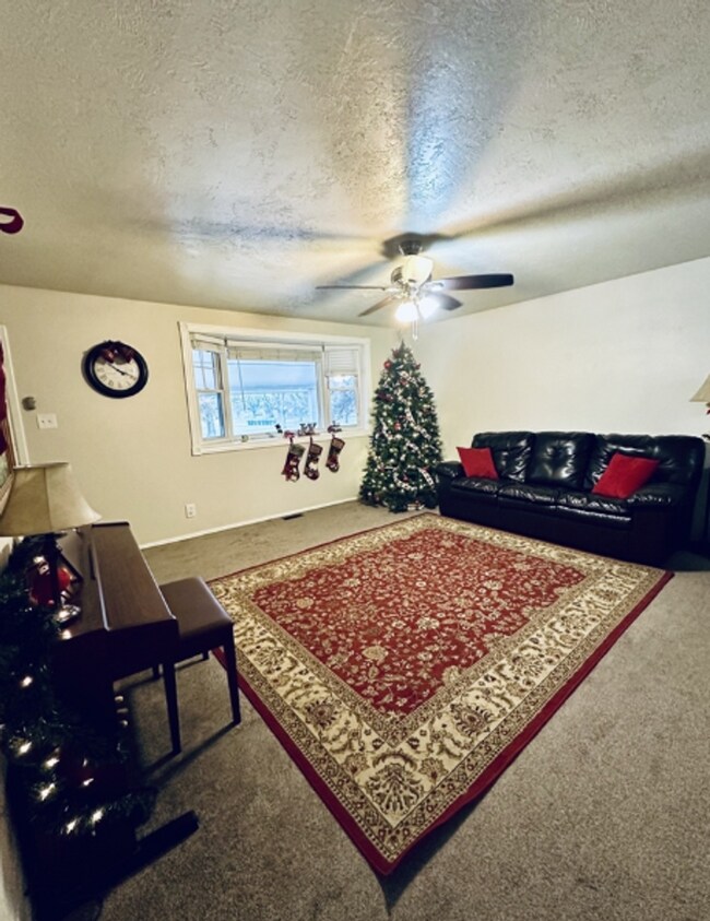 Foto del edificio - Charming Pet-Friendly Rental Available Now!