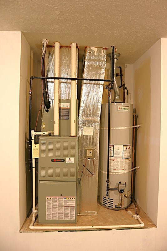 Foto del edificio - 3900 Bronson Ln