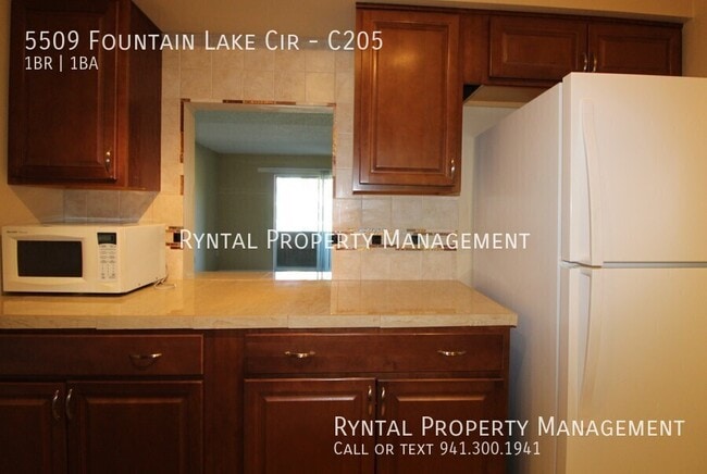 Foto del edificio - 5509 Fountain Lake Cir