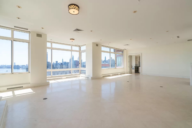 Foto del edificio - 523 E 72nd St