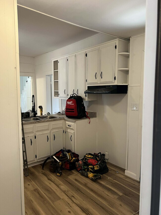 Foto del edificio - 1403 Goehler Rd SE