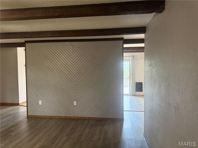 Building Photo - WELCOME HOME!