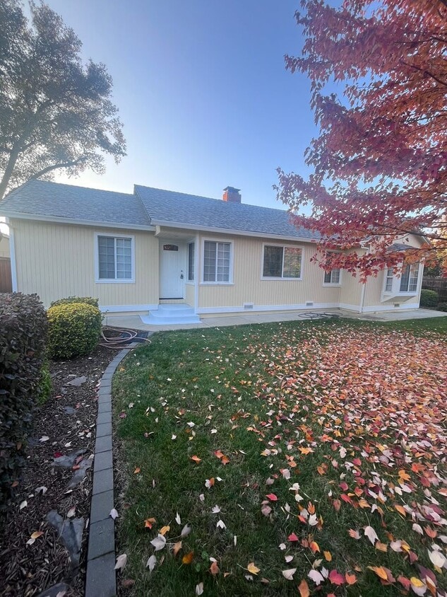 Primary Photo - NICE HOME IN GRANITE BAY!!