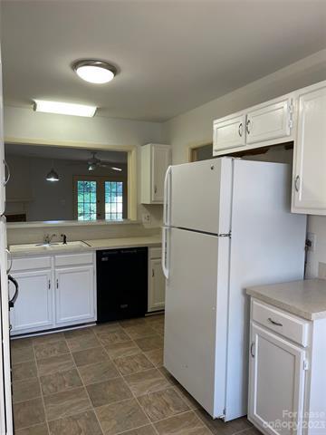 Foto del edificio - 9020 Nolley Ct