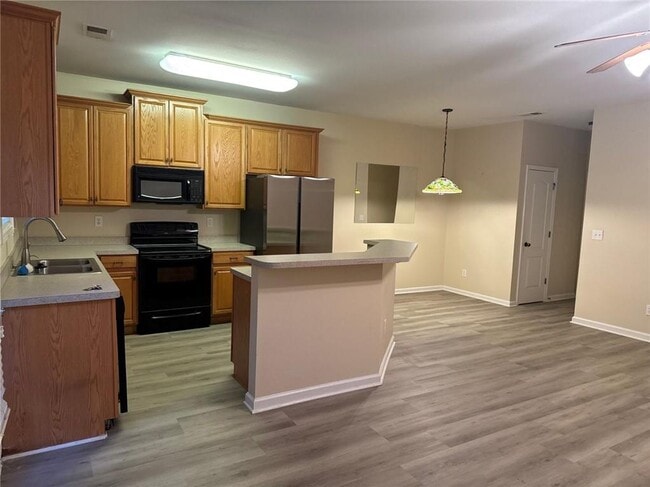 Building Photo - 6452 Mossy Oak Landing