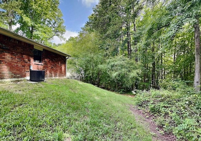 Building Photo - 1803 Oriole Trail