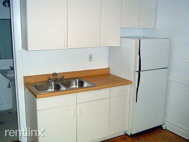 Building Photo - 5218 N Wolcott Ave