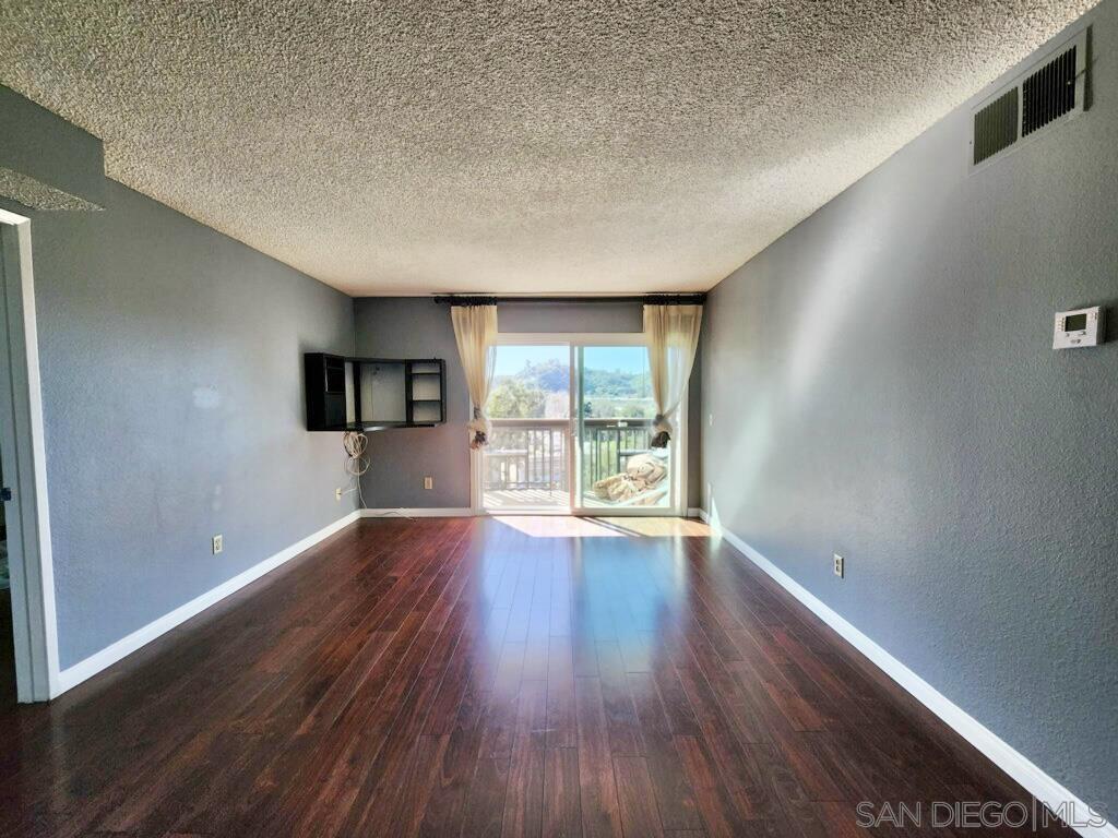 6191 Rancho Mission Rd Unit 213, San Diego, CA 92108 Condo for Rent in San Diego, CA