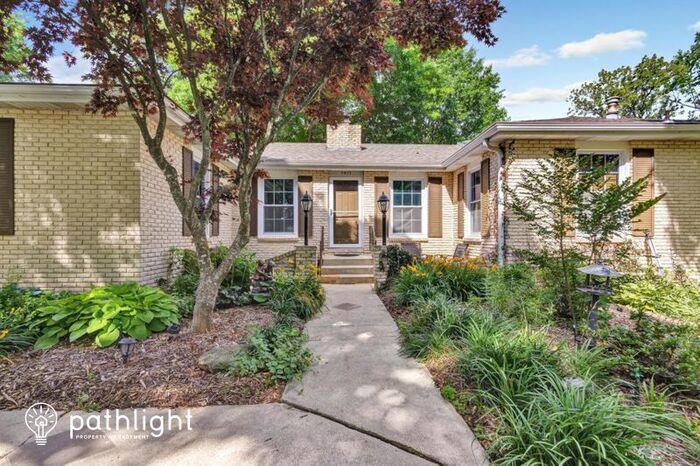 Building Photo - 5923 South Hilltop Drive, Springfield, MO,...