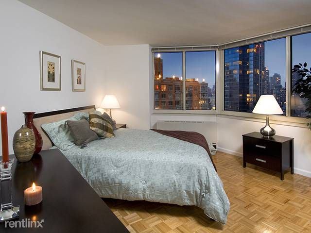 Foto del edificio - 500 W 52nd St