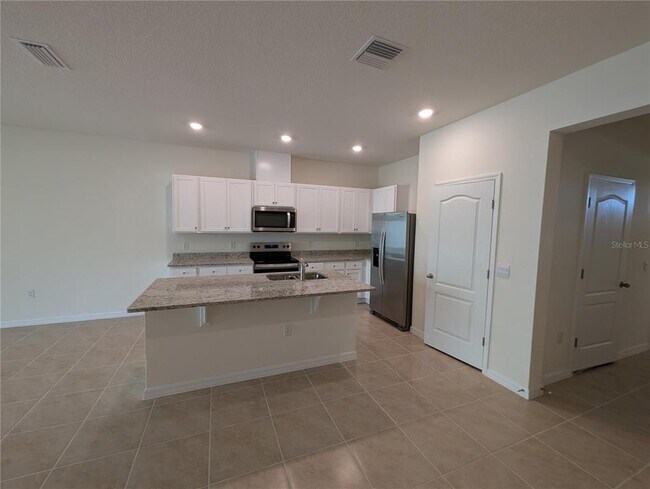 Building Photo - 1172 Lido Dr