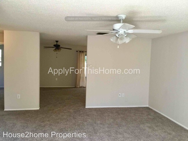 Building Photo - 3 br, 2 bath House - 1371 Amberlea Dr. E.