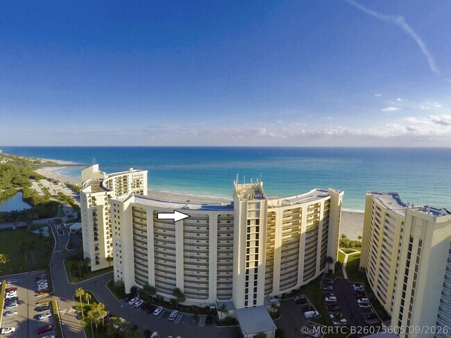 Foto del edificio - 300 Ocean Trail Way