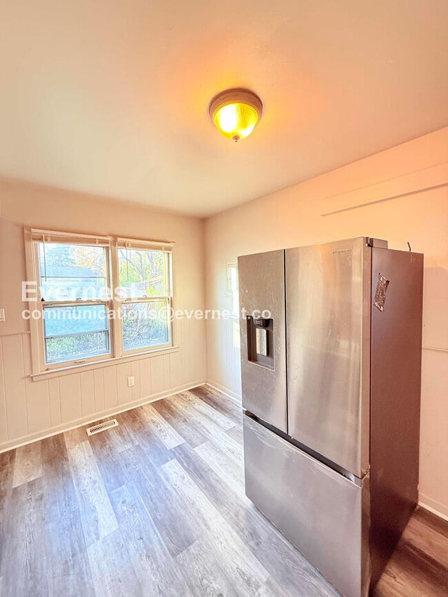 Building Photo - 19148 Hilton Dr