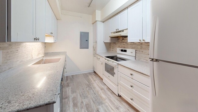 Photo - 41 Park St Townhome