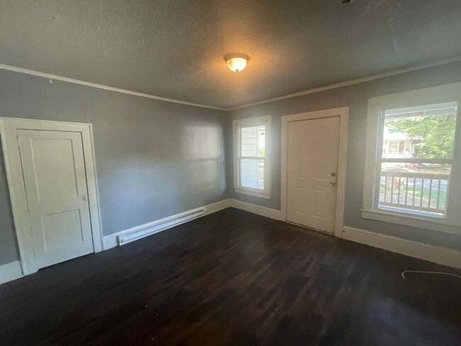 Building Photo - SH341-319 Clegg