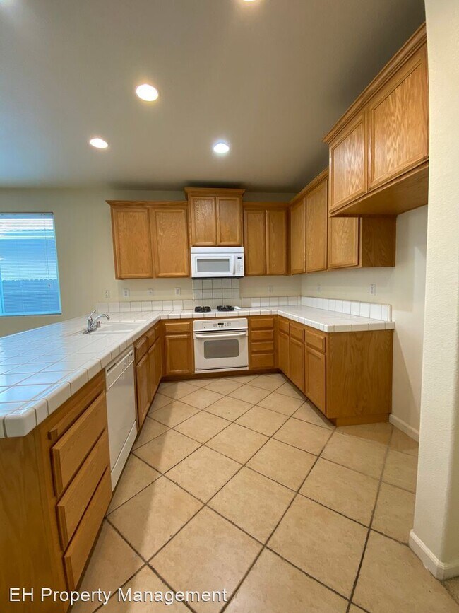 Building Photo - 3 br, 2 bath House - 10108 Upshaw Way