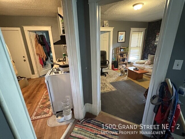 Foto del edificio - 1500 Grand St NE