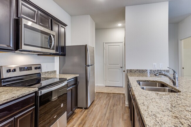 Foto del edificio - 1816 Wolf Run