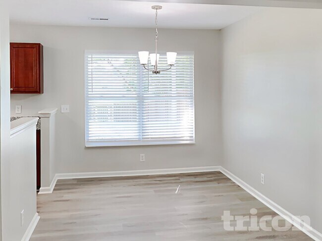 Foto del edificio - 3336 Cain Harbor Dr