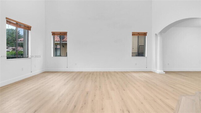Foto del edificio - 7831 SW 195th Ter