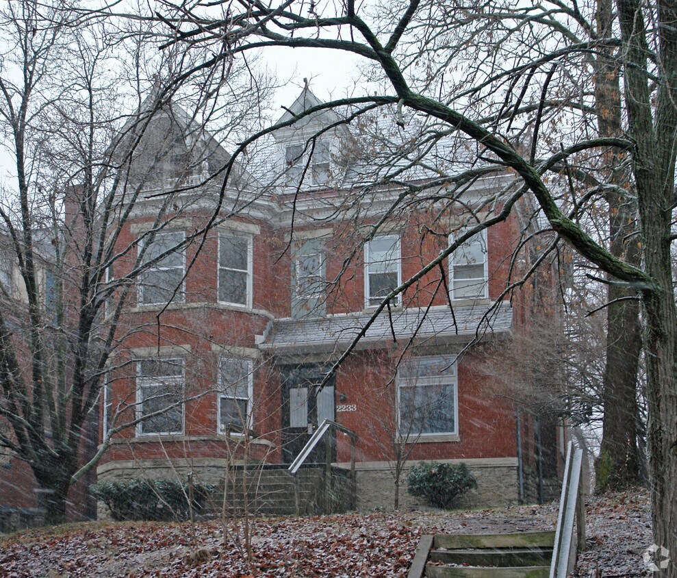 Foto del edificio - 2233 Park Ave